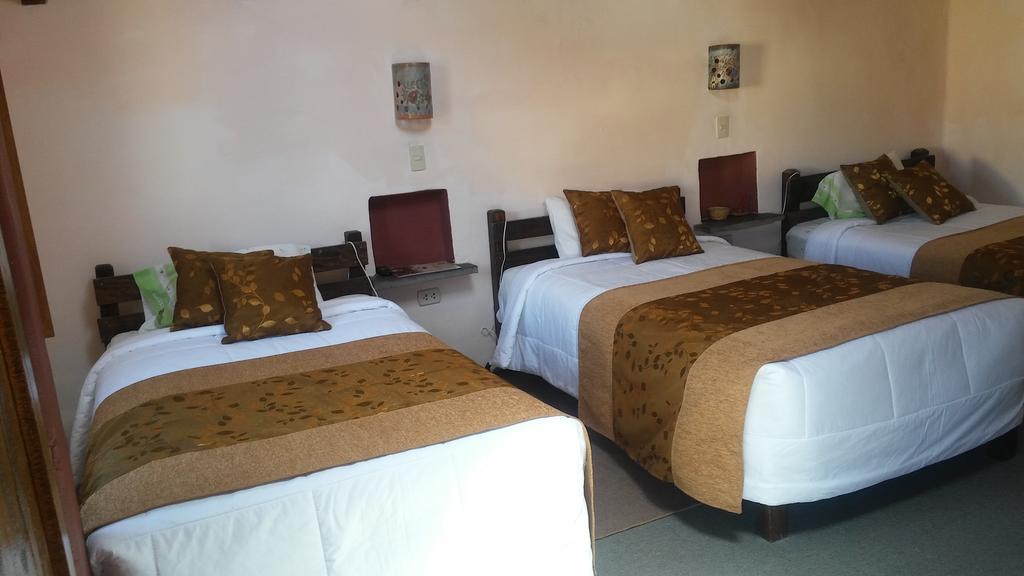 Pozo Del Cielo Hotel Chivay Exterior photo
