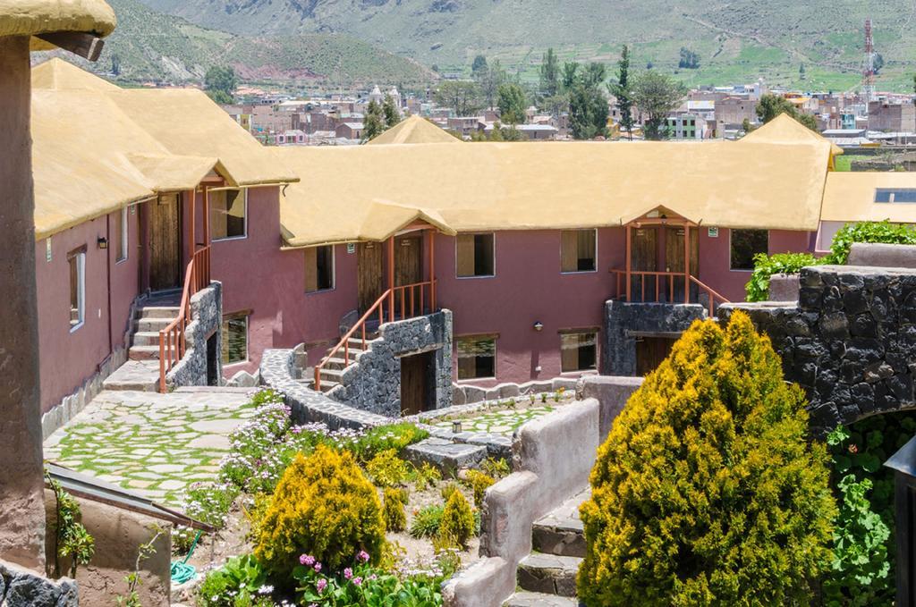 Pozo Del Cielo Hotel Chivay Exterior photo