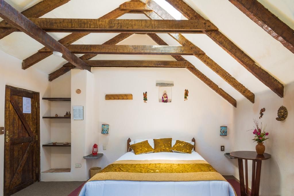 Pozo Del Cielo Hotel Chivay Exterior photo