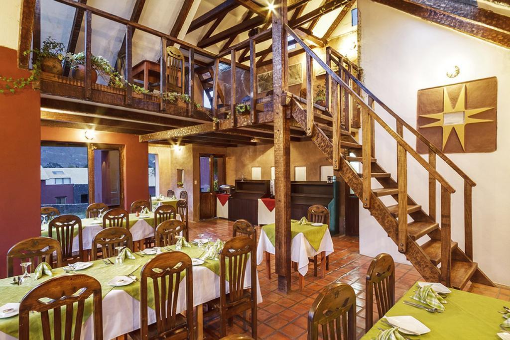 Pozo Del Cielo Hotel Chivay Exterior photo