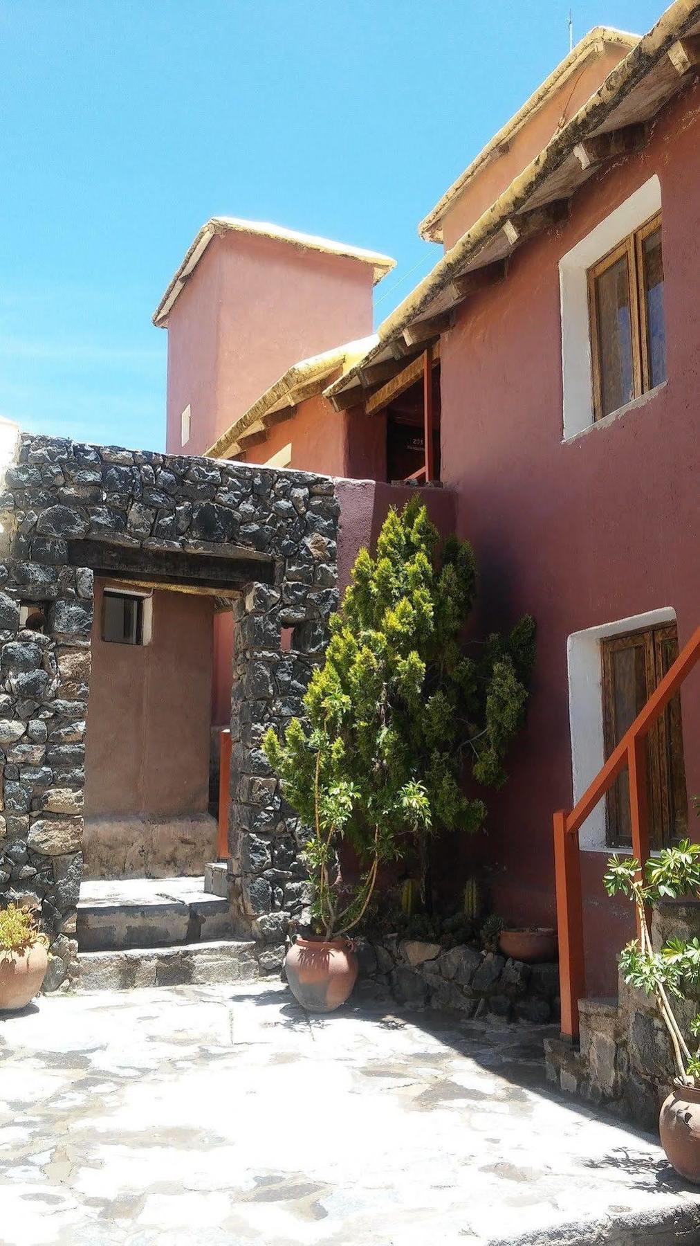 Pozo Del Cielo Hotel Chivay Exterior photo
