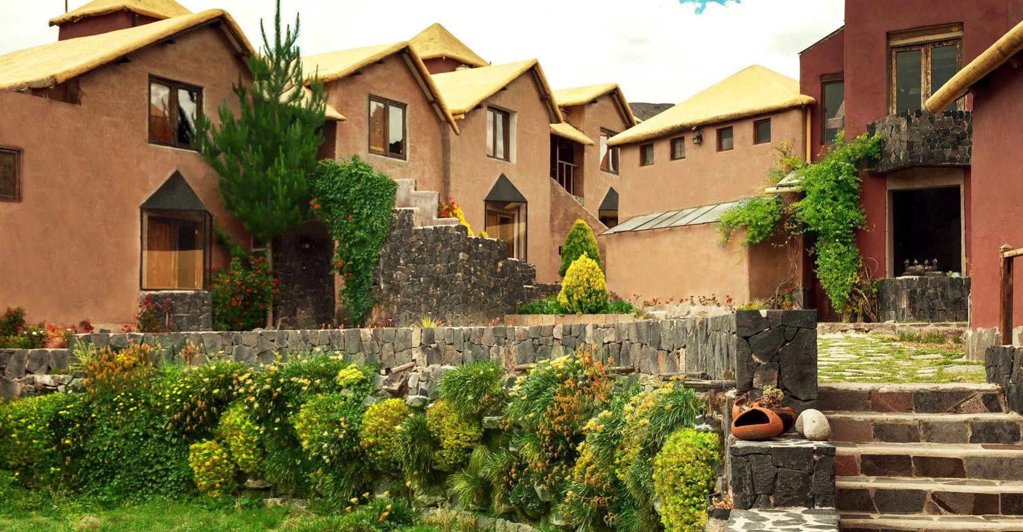Pozo Del Cielo Hotel Chivay Exterior photo